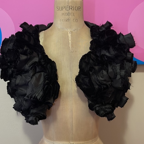 Givenchy Black Satin Roses Bolero Cropped Jacket - Picture 2 of 11